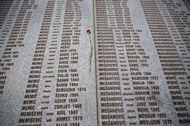 Srebrenica_memorial